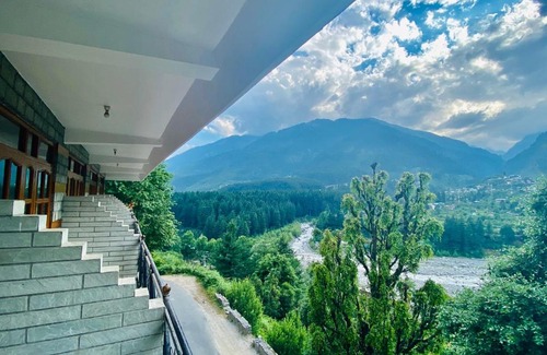 Vashist Hotel | Hotel Hollywood, Manali