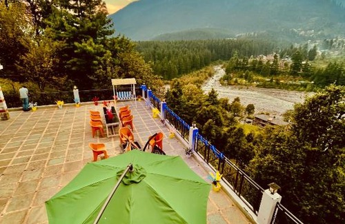 Vashist Hotel | Hotel Hollywood, Manali