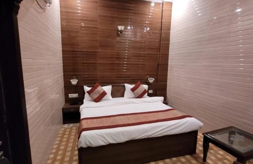 Amritsar Hotel | Hotel Holy City - 10 Meter from Golden Temple