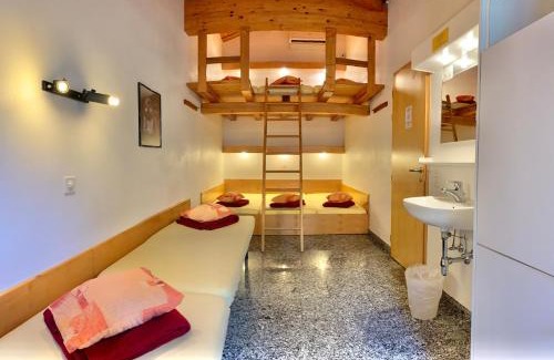 Lugano Hostel | Hotel&Hostel Montarina