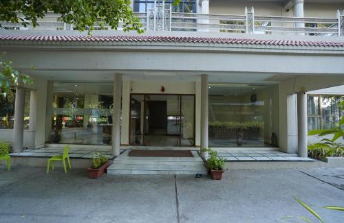 Shirdi Hotel | Hotel Hrushikesh