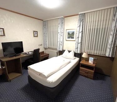 Gernsheim Hotel | Hotel Hubertus Gernsheim Rhein