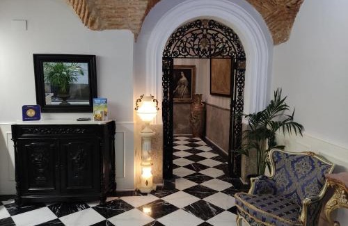 Caceres Old Town Hotel | Hotel Iberia Plaza Mayor