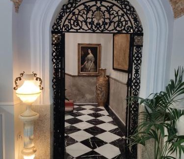 Caceres Old Town Hotel | Hotel Iberia Plaza Mayor