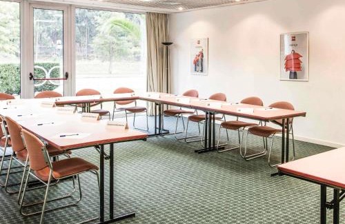 Santa Maria da Feira Hotel | Hotel ibis Porto Sul Europarque
