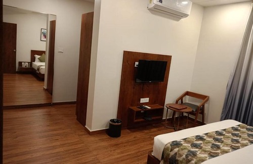 Mundra Hotel | HOTEL ICON INN