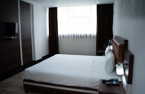 Idukki Hotel | Hotel Idukki Castle