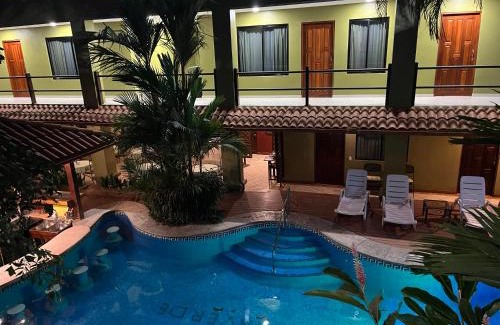 Orotina Hotel | Hotel Iguana Verde