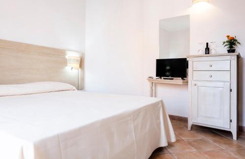 Porto San Paolo Hotel | Hotel il Faro di Molara