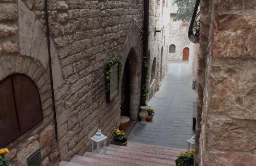 Assisi House | Hotel Il Vicoletto