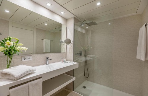 Puerto de Pollensa Hotel | Hotel Illa d'Or & Club Apts 4* Sup