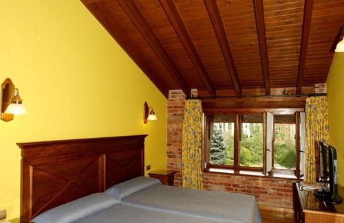 El Puente Hotel | Hotel Imperion