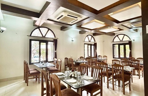Daulatabad Hotel | Hotel Kailas Residency By Knight Hotel