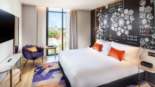 Adelaide Central Business District Hotel | Hotel Indigo Adelaide Markets by IHG