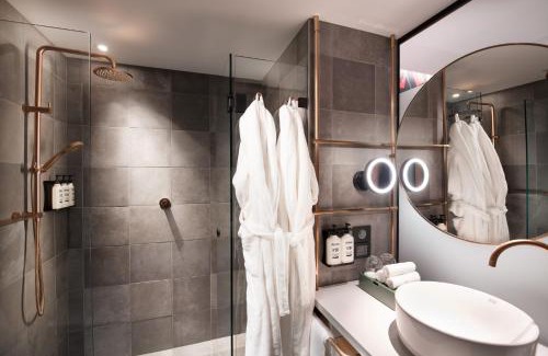 Adelaide Central Business District Hotel | Hotel Indigo Adelaide Markets by IHG