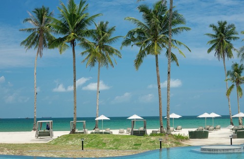 Lagoi Hotel | Hotel Indigo Bintan Lagoi Beach by IHG