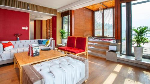Xiaguan Hotel | Hotel Indigo Dali Erhai by IHG