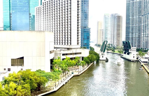 Brickell Hotel | Hotel Indigo Miami Brickell by IHG