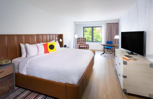 Old Town Alexandria Hotel | Hotel Indigo Old Town Alexandria by IHG