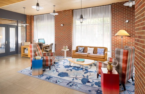 Old Town Alexandria Hotel | Hotel Indigo Old Town Alexandria by IHG