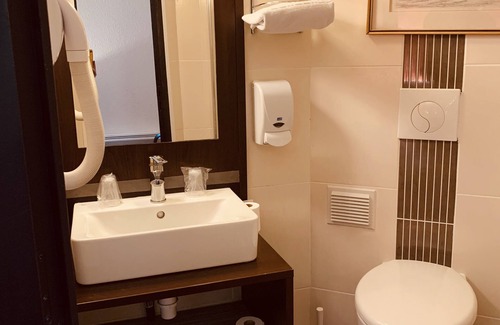 Marsannay-la-Cote Hotel | Hotel Inn Design Dijon