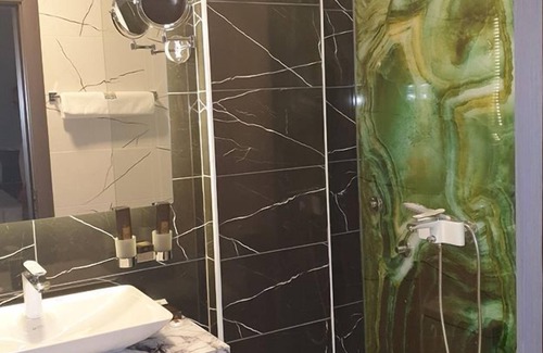Titov Veles Hotel | Hotel International Palace