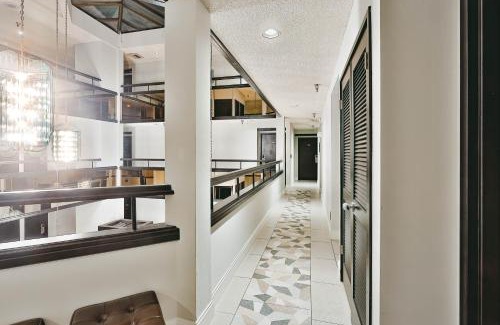 Lynnwood Hotel | Hotel International