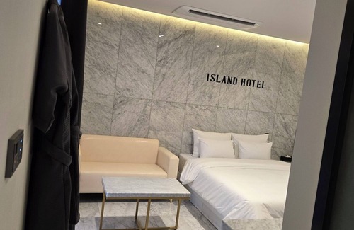 Ansan Hotel | Hotel Island