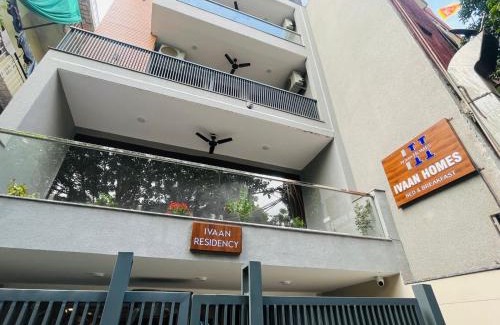 East of Kailash Hotel | Hotel Ivaan Homes opposite to Iskcon Temple East of Kailash New Delhi