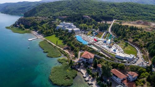 Struga Hotel | Hotel Izgrev Spa & Aquapark
