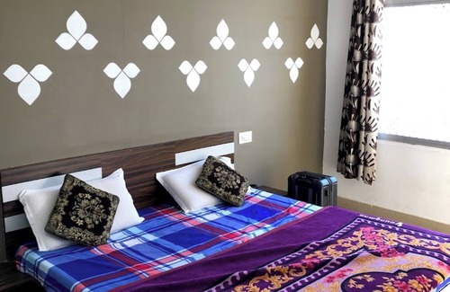 Chittorgarh Hotel | Hotel Jadav Chittorgarh