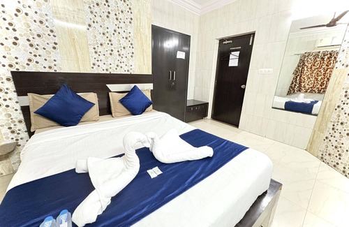 Paldi Hotel | Hotel Jasmine - Ahmadabad