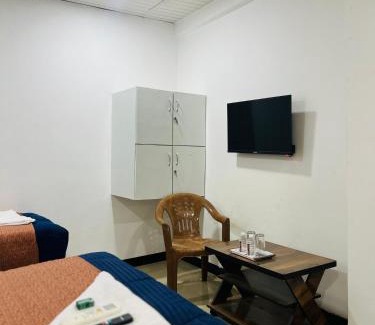 Sakinaka Hotel | Hotel jazz & Cabin stay