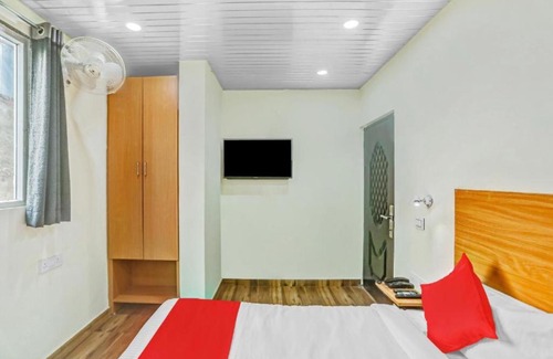Delhi Hotel | Hotel Jeet Palace Near Laxmi Nagar Metro Station