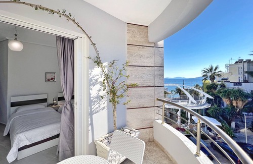 Qender Hotel | Hotel JoAn