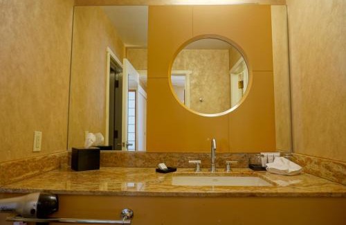 Japantown Hotel | Hotel Kabuki, part of JdV by Hyatt