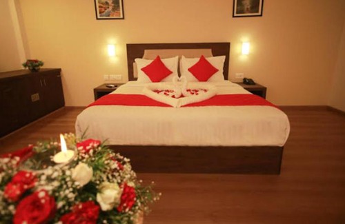 Kalady Hotel | Hotel kadambari