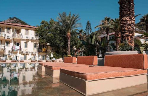 Oludeniz City Center Hotel | Hotel Karbel Sun
