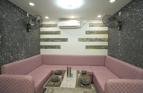Deshnoke Hotel | HOTEL KASTURI PALACE