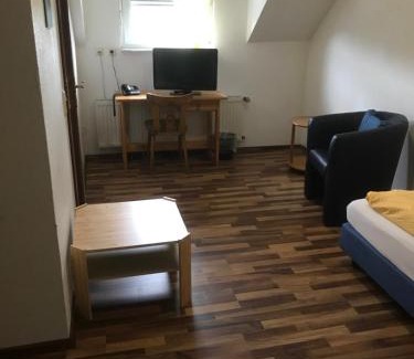 Rommerskirchen Bed & Breakfast | Hotel Kaufmann