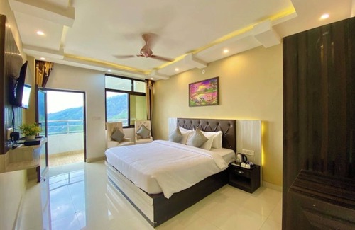 Lansdowne Hotel | Hotel Kavita Palace