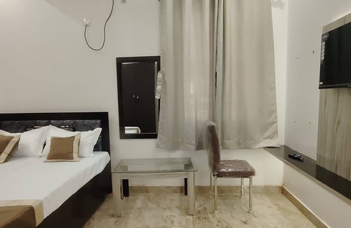 Danapur Hotel | Hotel Keptown By GRB
