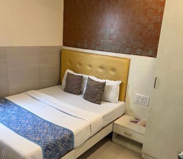 Kurla Hotel | Hotel KF Residency