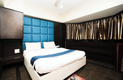 Khar Hotel | Hotel Kings Palace
