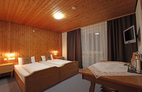 Breitnau Hotel | Hotel Kreuz Höhengasthof