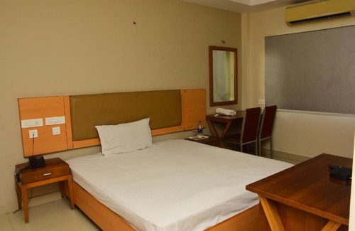 Mayiladuthurai Hotel | HOTEL KRISHNA RESIDENCY