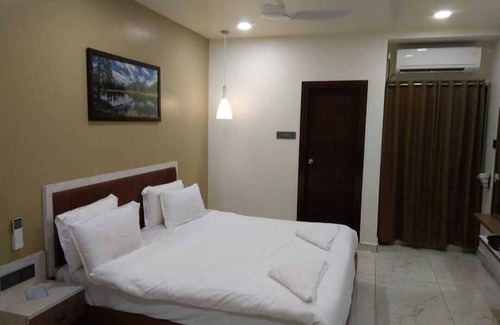 Guntur Hotel | HOTEL KUMBHAKARNA