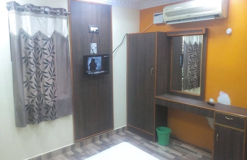 Sholinghur Hotel | Hotel KVS Residency