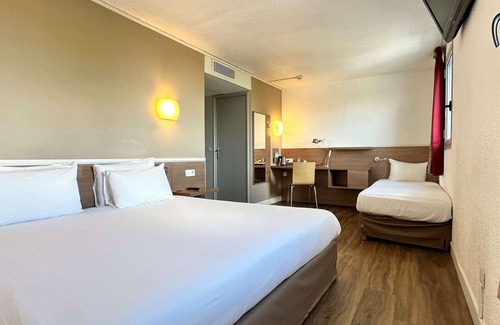 Le Bourget Hotel | Hotel Kyriad Le Bourget Centre-Parc des Expositions