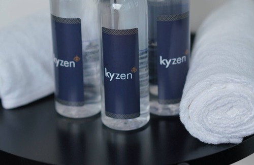 Madhapur Hotel | Hotel Kyzen Smartstays -Smart Reliable